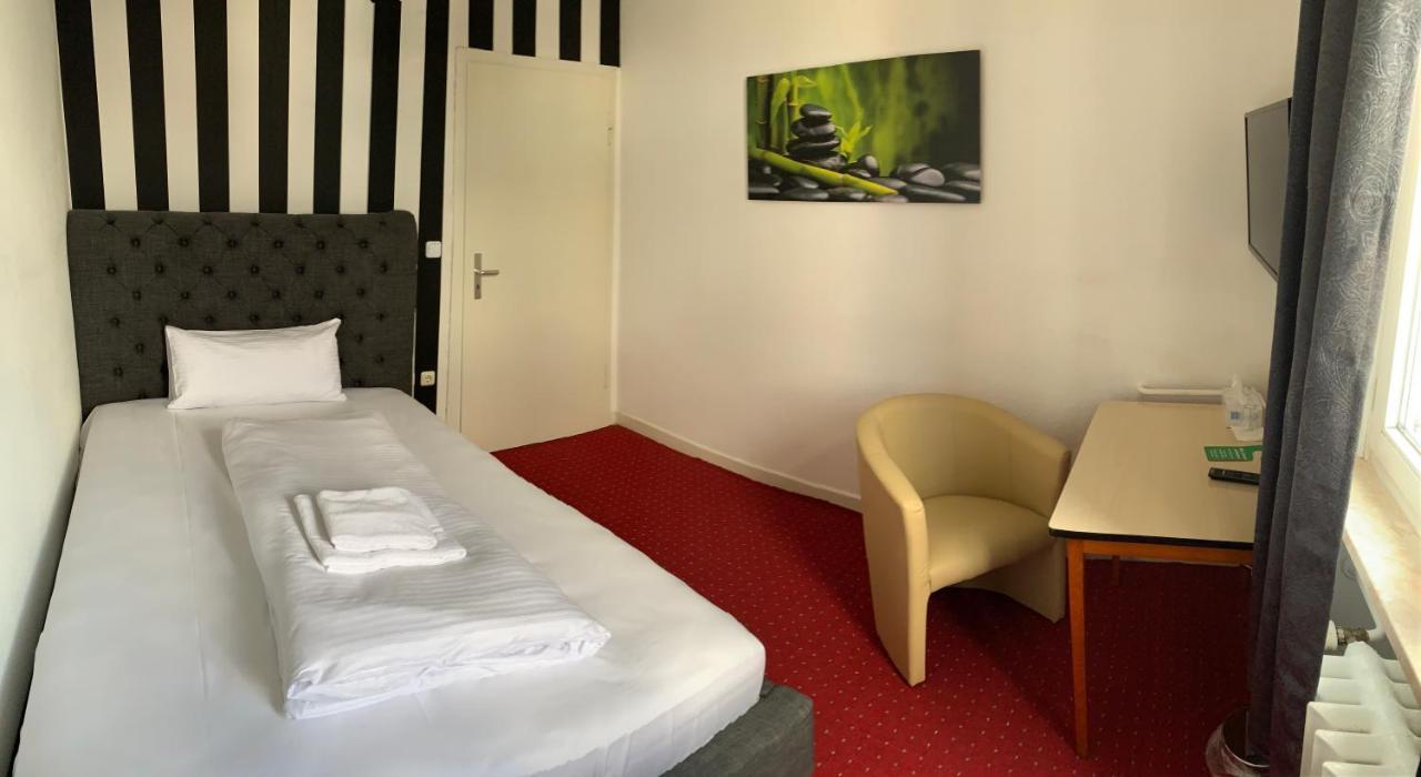 City Max Hotel بوخوم المظهر الخارجي الصورة