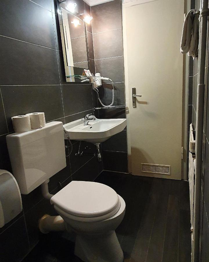 City Max Hotel بوخوم المظهر الخارجي الصورة